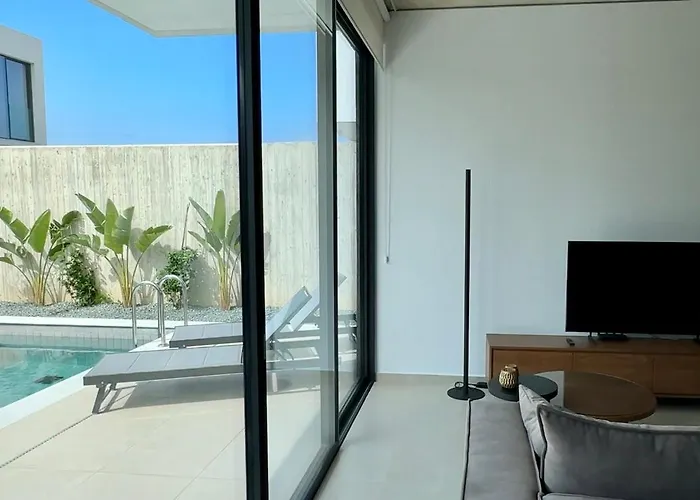 Elysian Blue 3 * بافوس